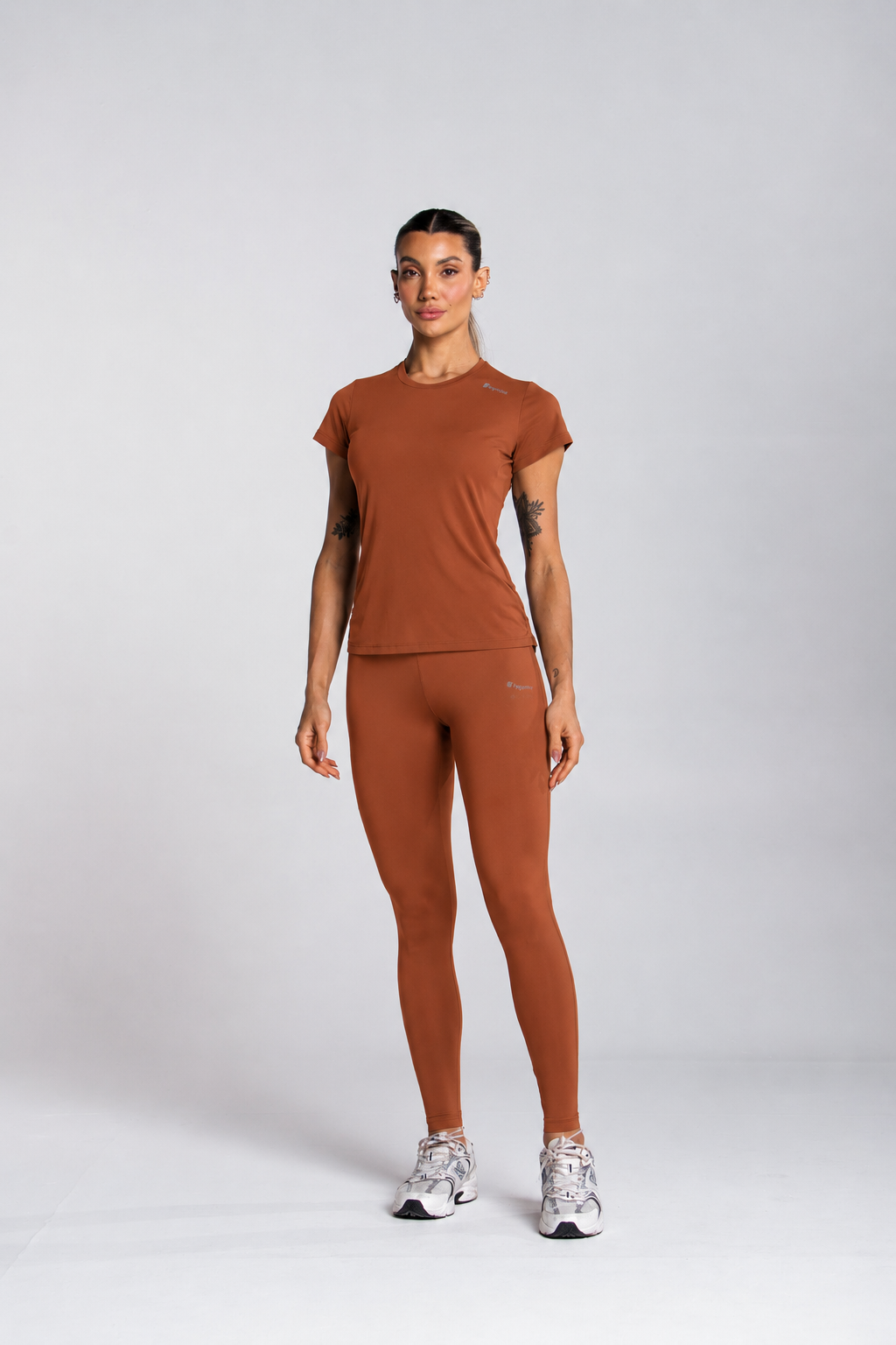 BLUSA MAIS COMPRIDA COSTAS