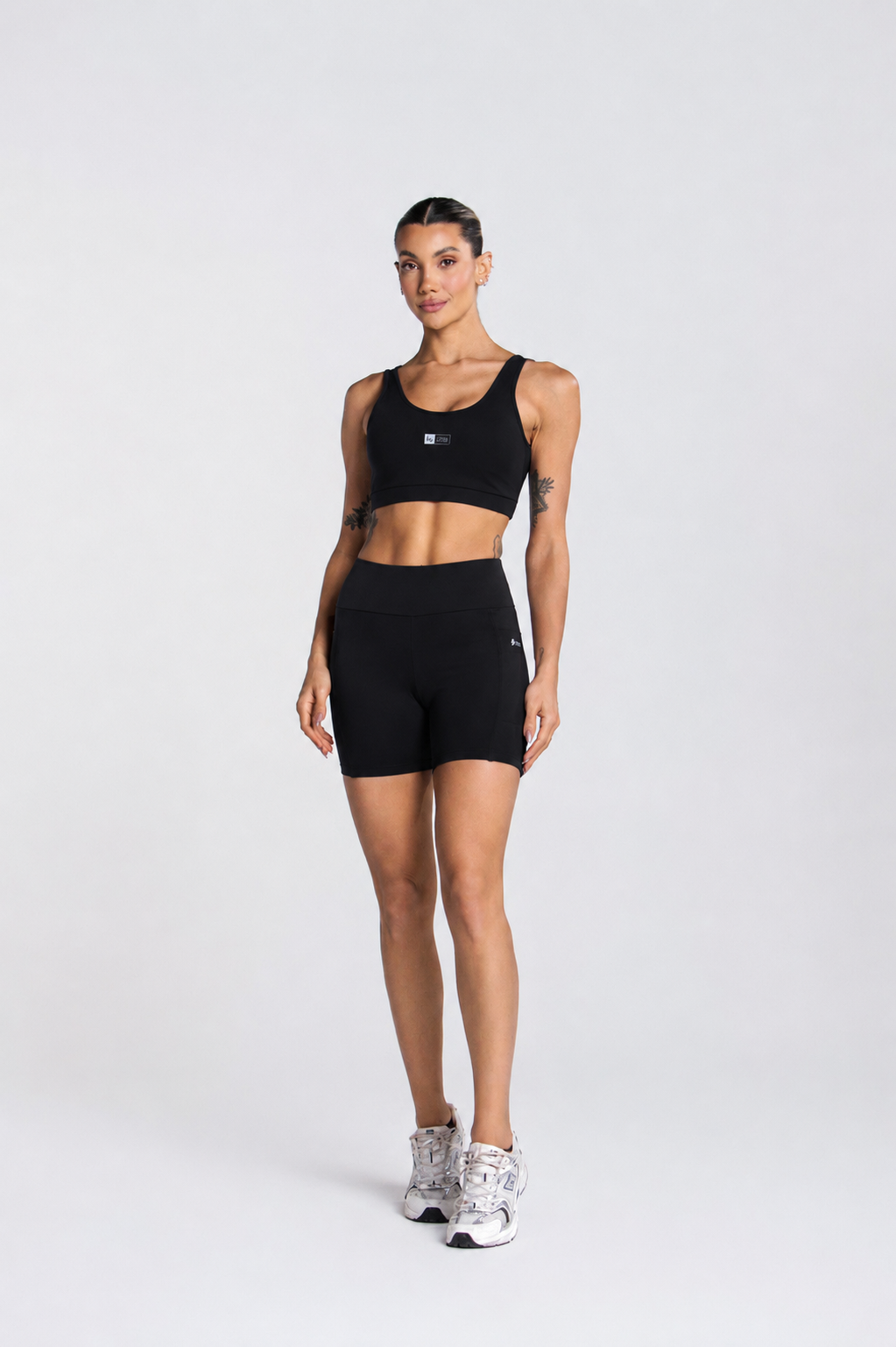 SHORT BOLSOS LATERAL