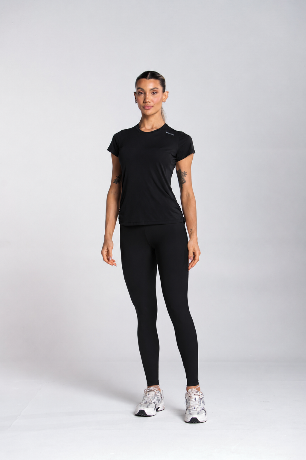 BLUSA MAIS COMPRIDA COSTAS